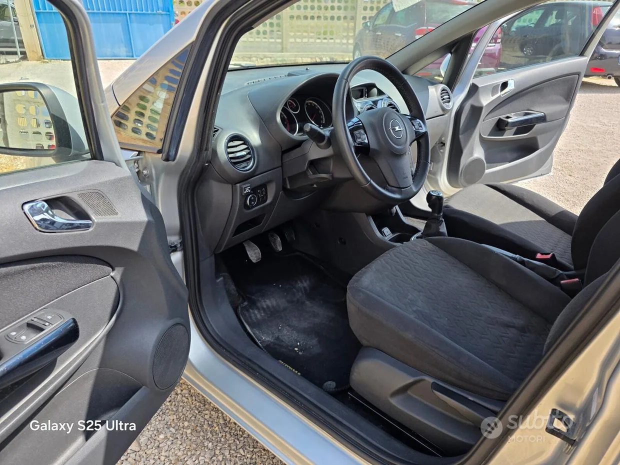 Opel Corsa — foto 9