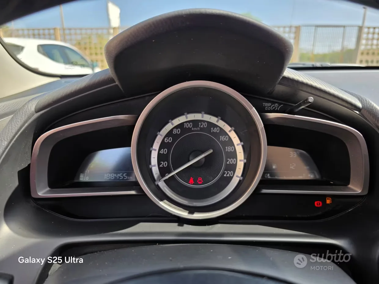 Mazda Mazda2 — foto 19