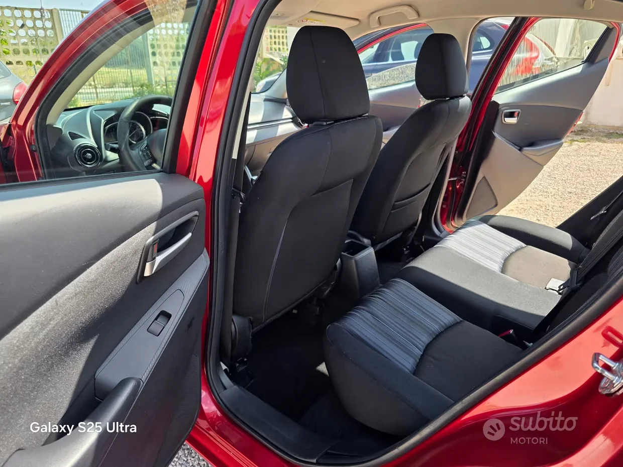 Mazda Mazda2 — foto 15