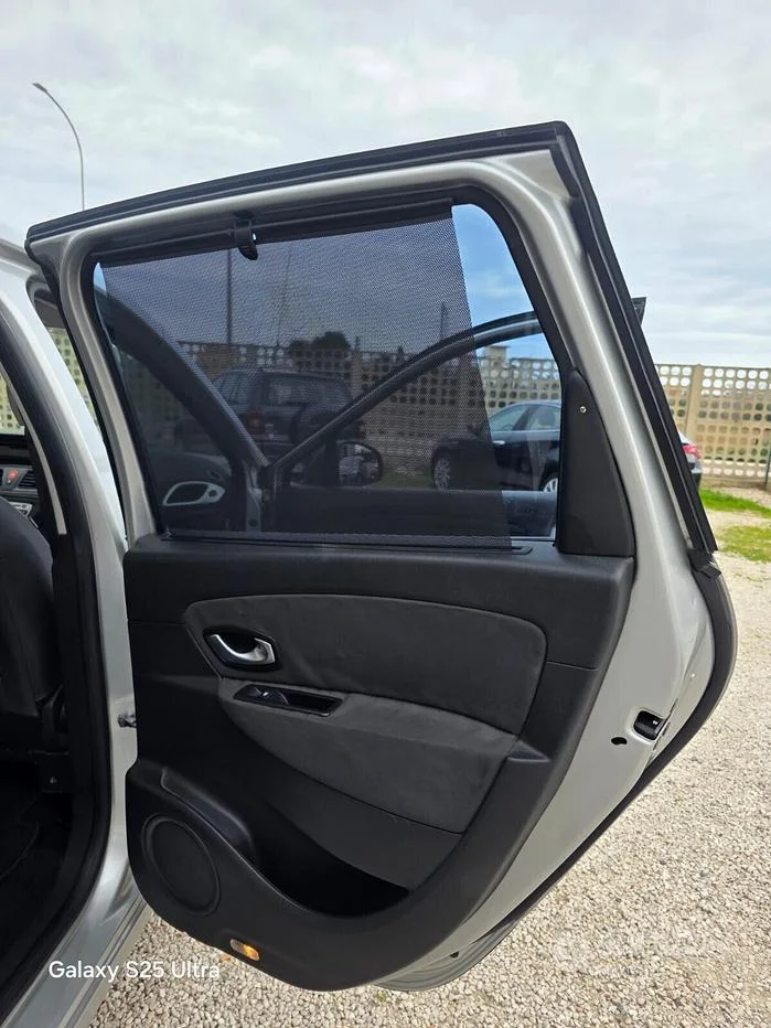 Renault Scénic — foto 18