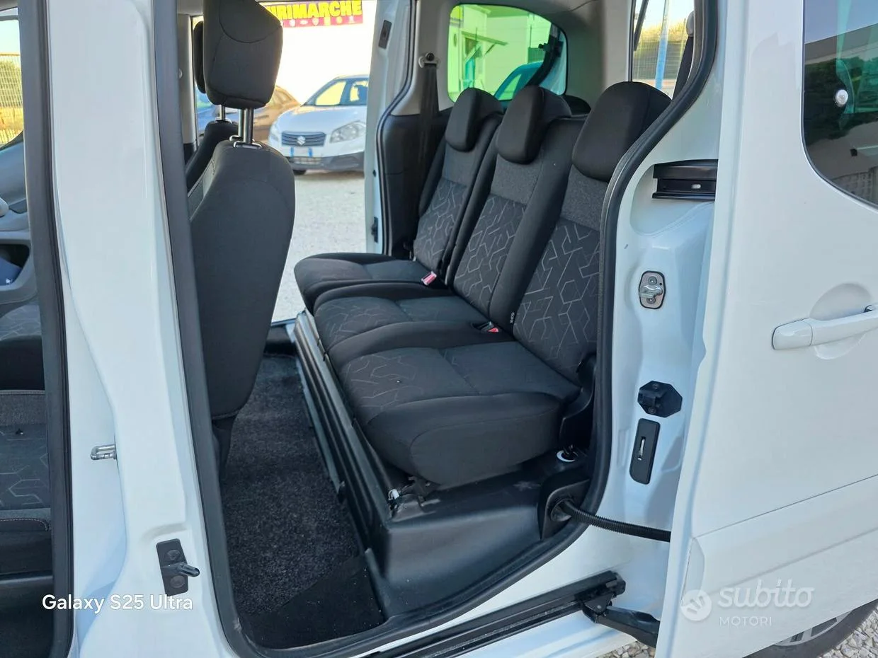Peugeot Partner — foto 16