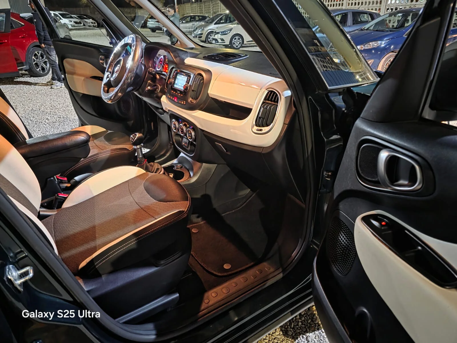 Immagine del veicolo Fiat 500L 500L 1.6 Multijet 120 CV Trekking