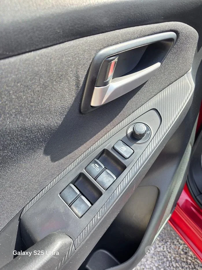 Mazda Mazda2 — foto 18