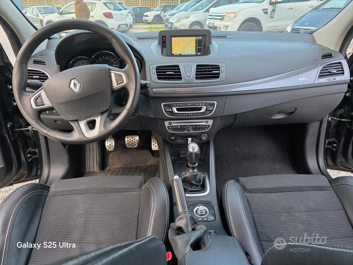 Renault Mégane — foto 11
