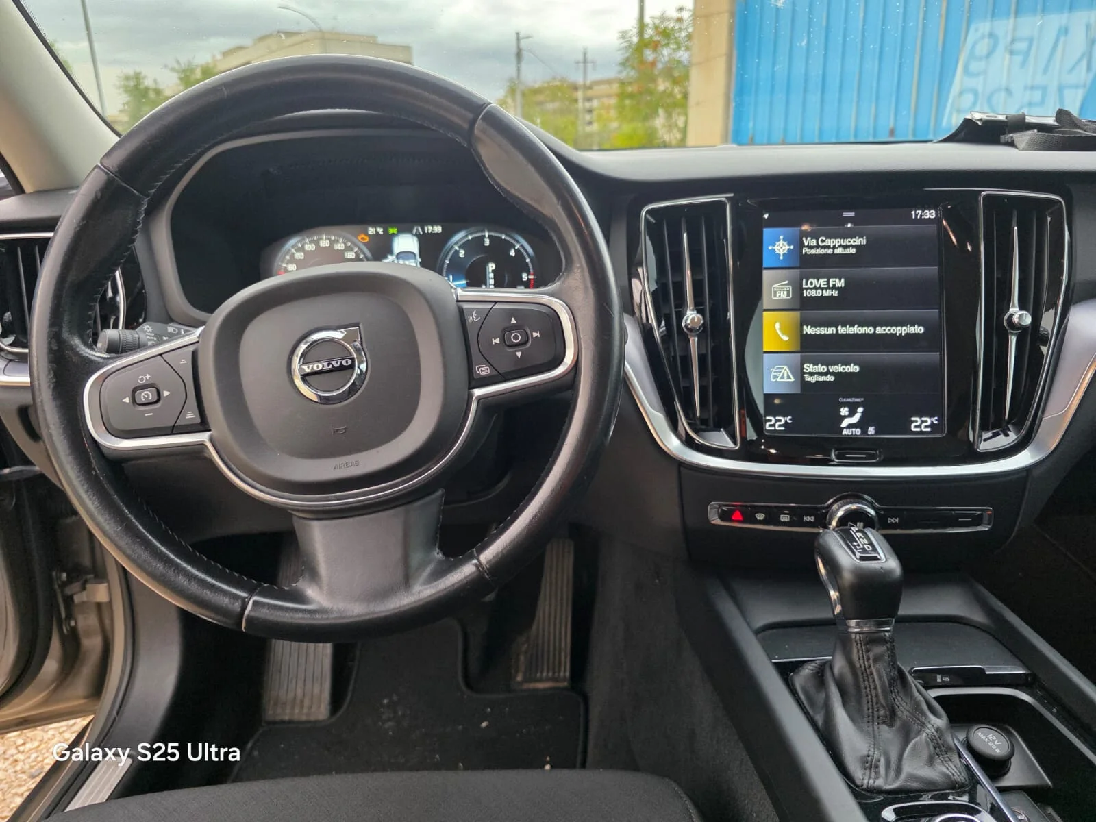 Immagine del veicolo Volvo V60 V60 D3 Geartronic R-design