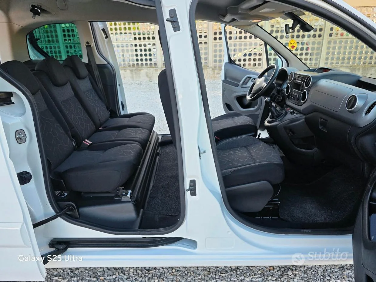 Peugeot Partner — foto 15