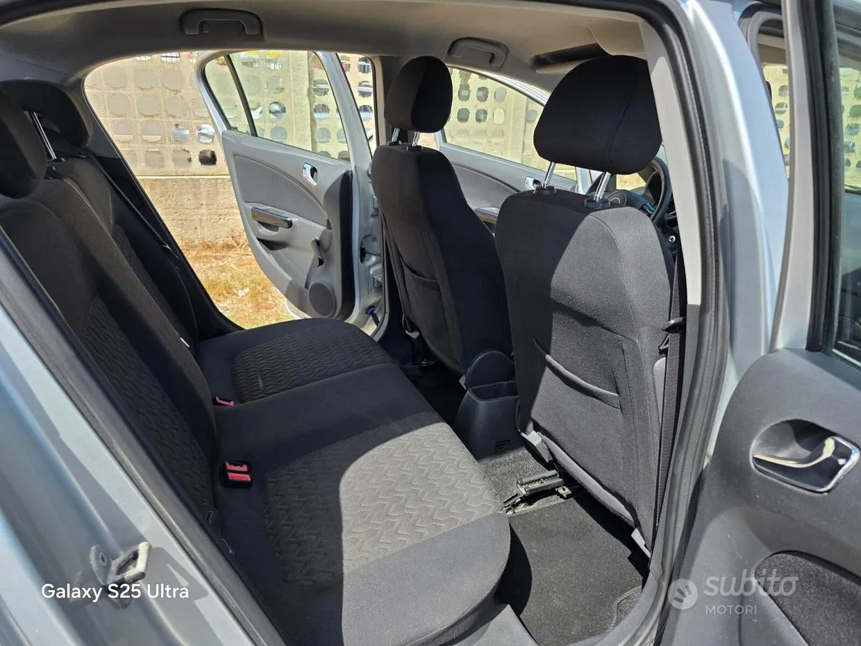 Opel Corsa — foto 12