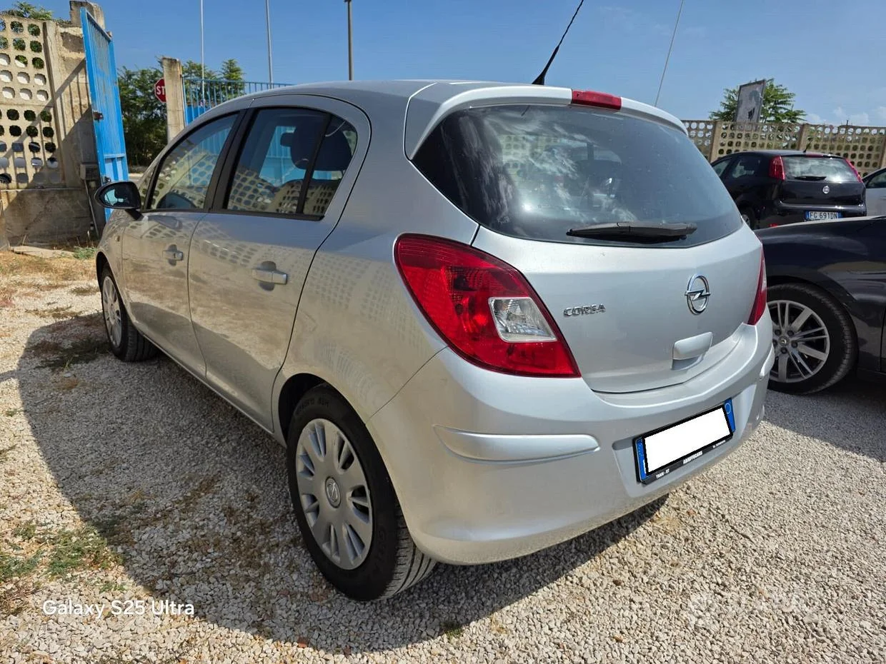 Opel Corsa — foto 7