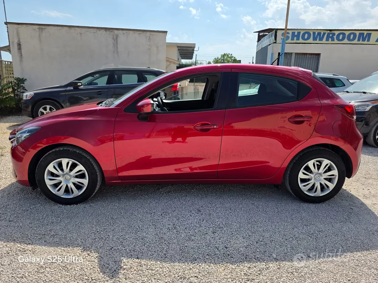 Mazda Mazda2 — foto 8
