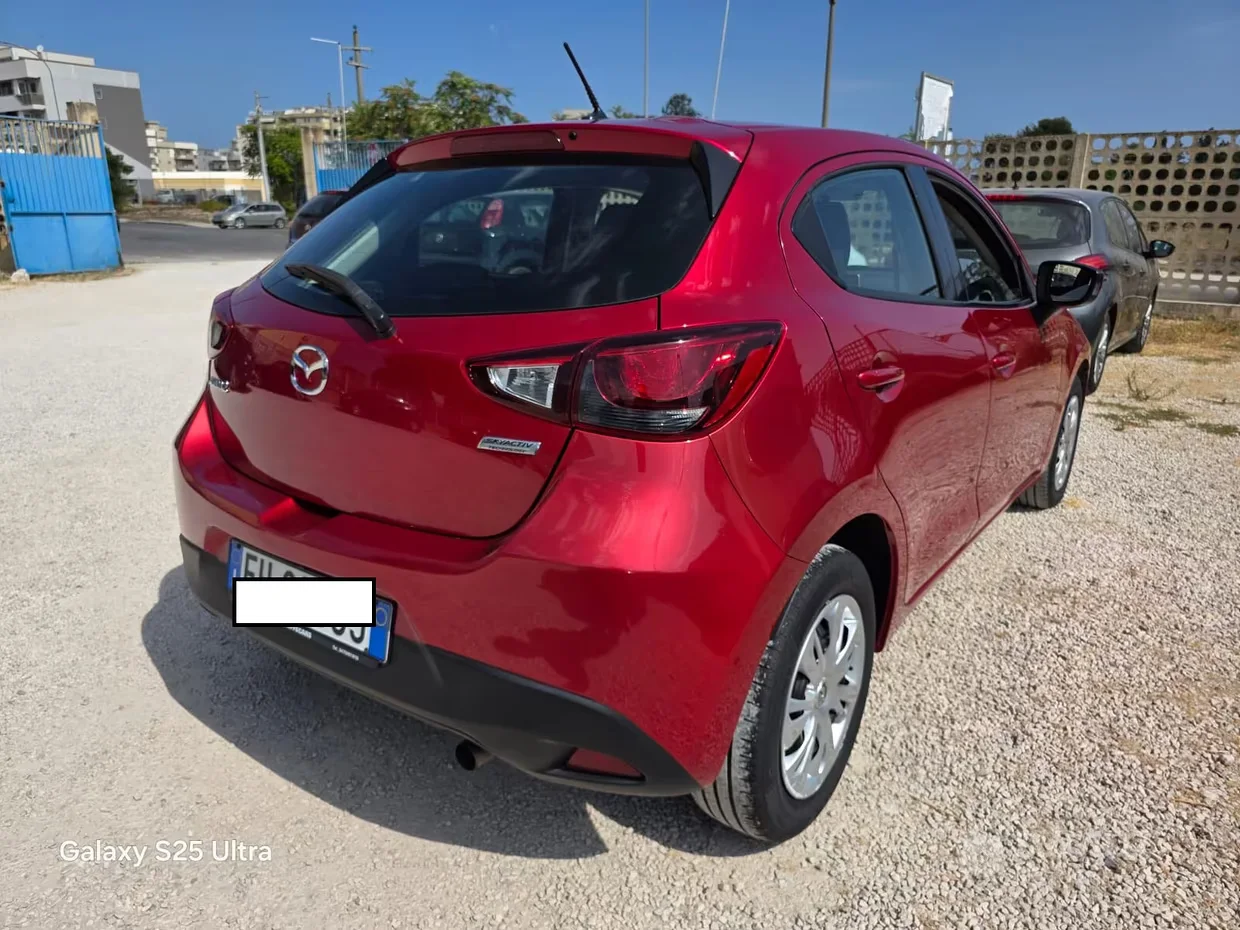Mazda Mazda2 — foto 5
