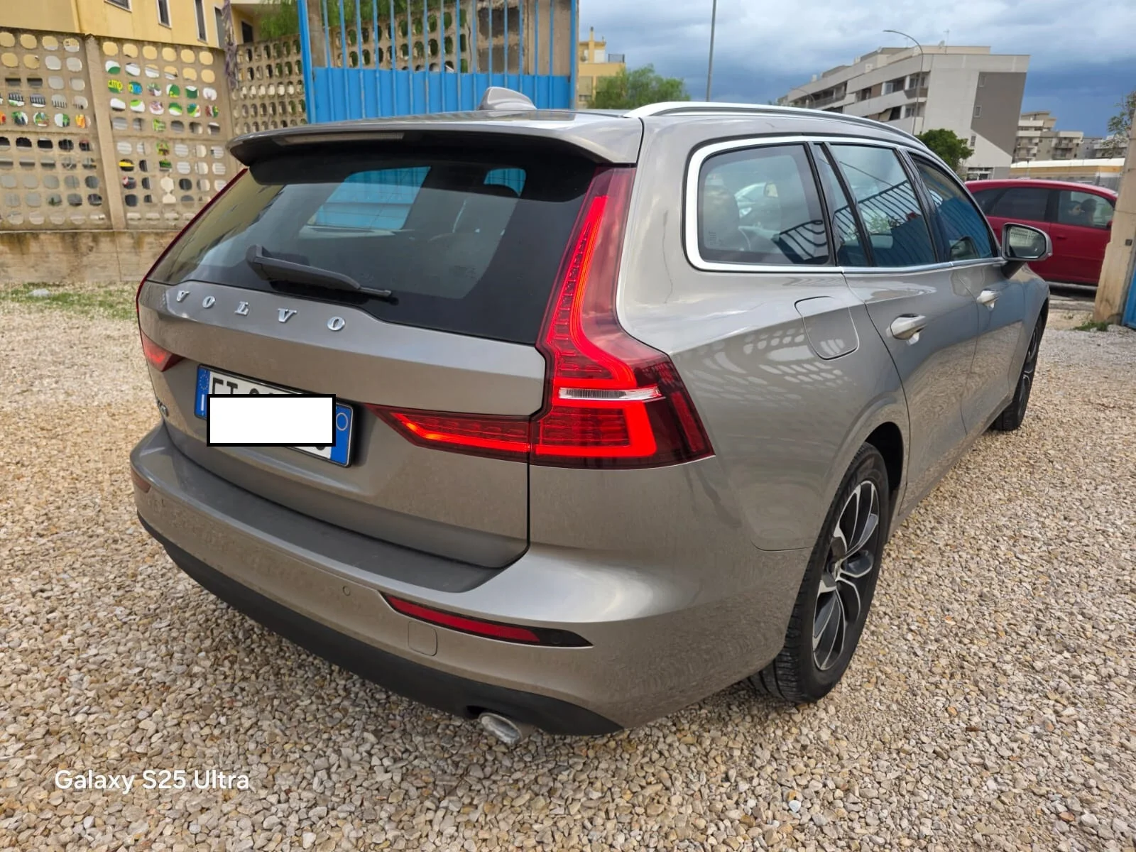 Immagine del veicolo Volvo V60 V60 D3 Geartronic R-design
