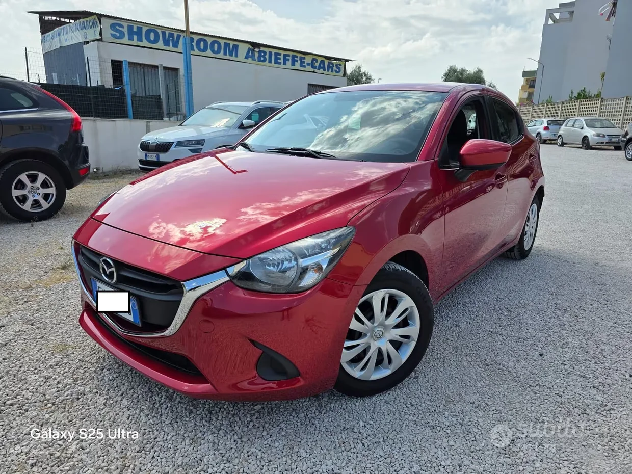 Mazda Mazda2 — foto 1